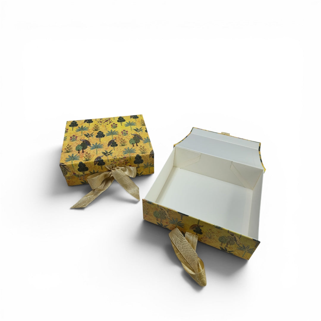 BOX COLAPS  12*10*4
